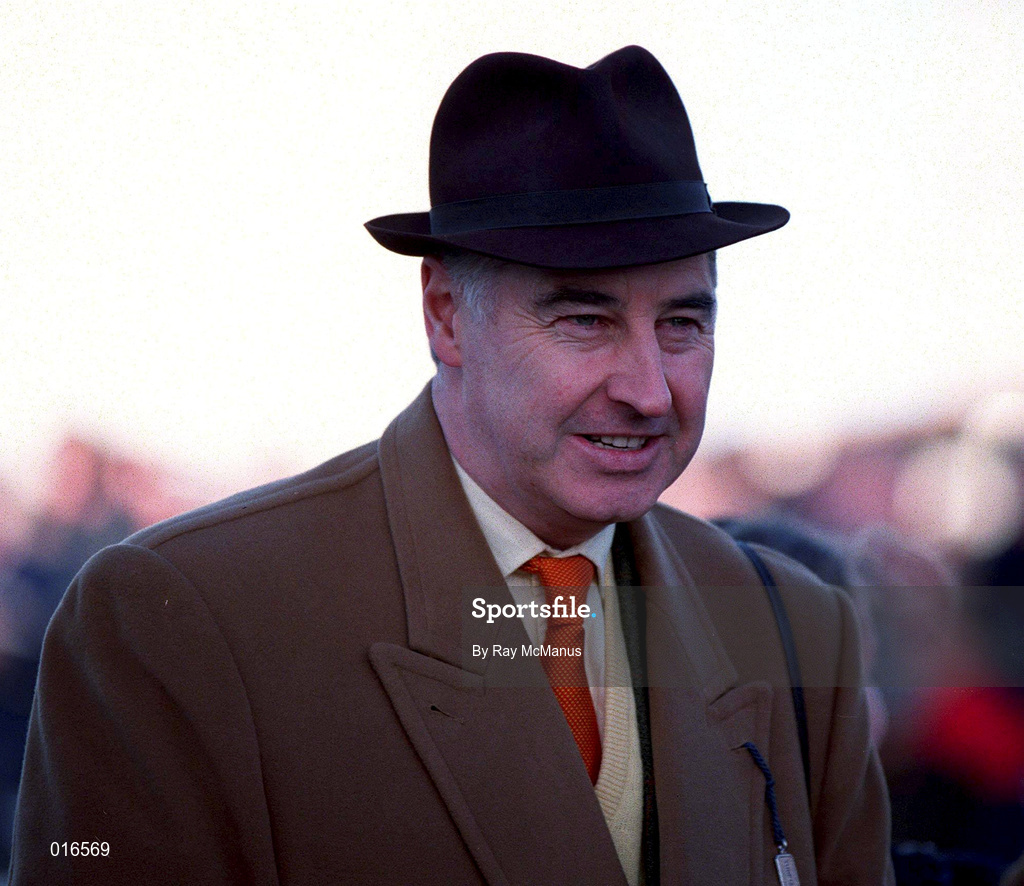 28 December 1998; Pierce Maloney during the Leopardstown Christmas Festival Day Three at Leopardstown Racecourse in Dublin. Photo by Ray McManus/Sportsfile