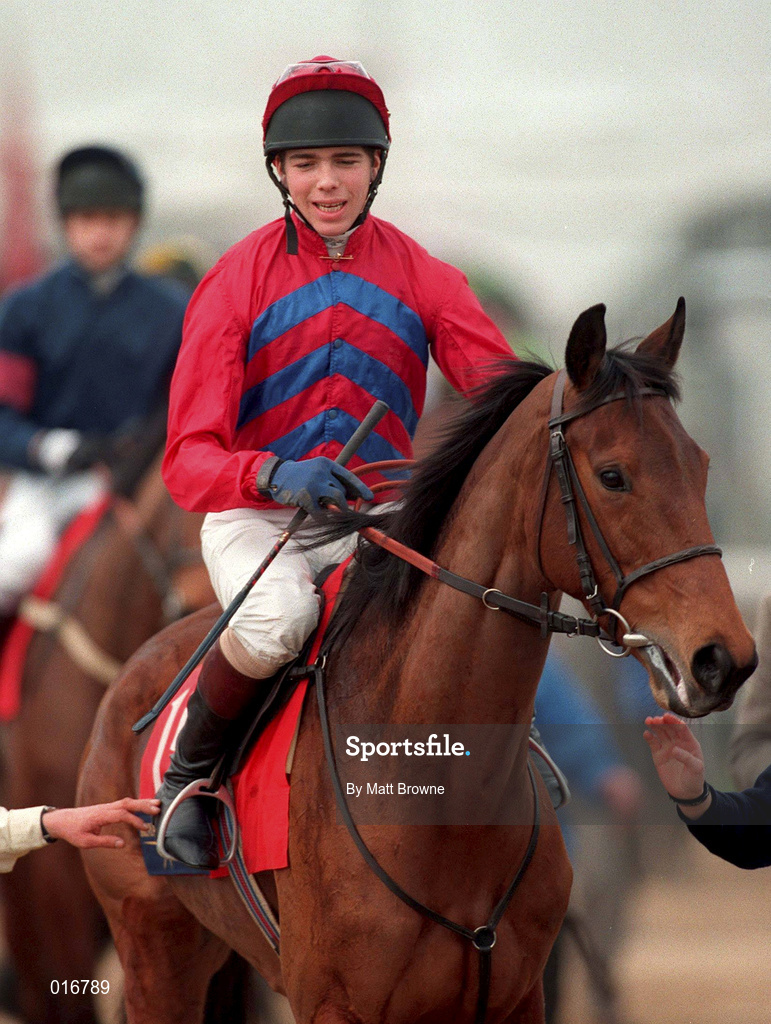 18 March 1998; Erintante, with theirry Doumen up, during day two of the Cheltenham Racing Festival at Prestbury Park in Cheltenham, England. Photo by Matt Browne/Sportsfile
