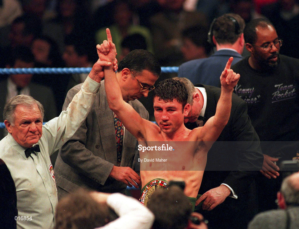 30 March 1996; Wayne McCullough celebrates after defeating Jose Luis Bueno in their WBC Bantamweight World Title bout at the Point in Dublin. Photo by David Maher/Sportsfile