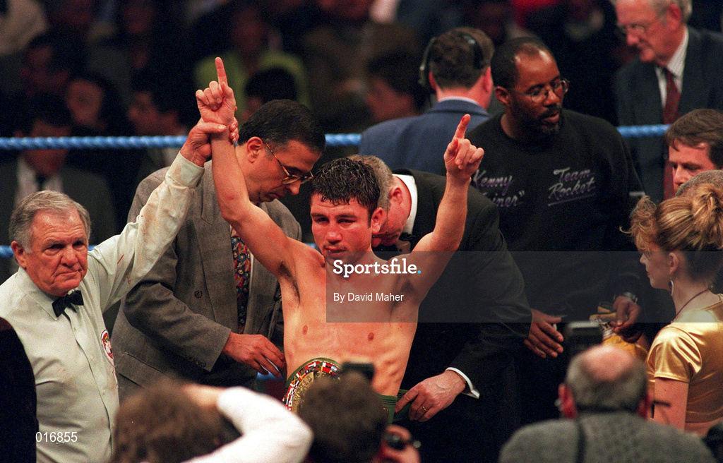 30 March 1996; Wayne McCullough celebrates after defeating Jose Luis Bueno in their WBC Bantamweight World Title bout at the Point in Dublin. Photo by David Maher/Sportsfile