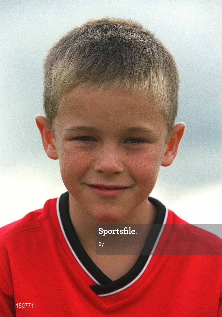 12 July 2002; Ross Murtagh. Soccer. Picture credit; David Maher / SPORTSFILE