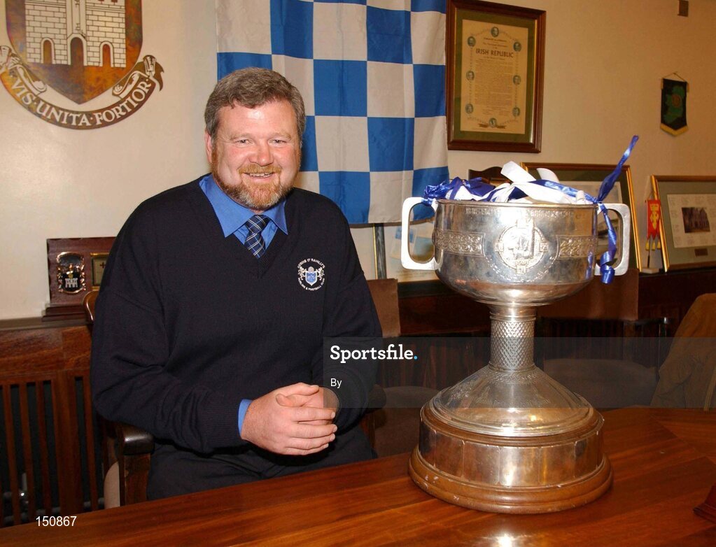 21 November 2002; Former Kerry footballer Eoin Liston. Picture credit; SPORTSFILE
