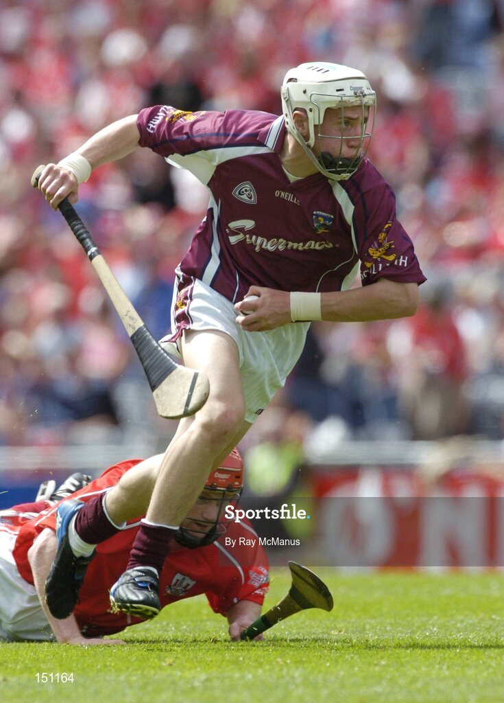 15 August 2004; Kevin Coen, Galway, in action against Niall Horgan, Cork. Minor Hurling Championship Semi-Final, Galway v Cork, Croke Park, Dublin. Picture credit; Ray McManus / SPORTSFILE