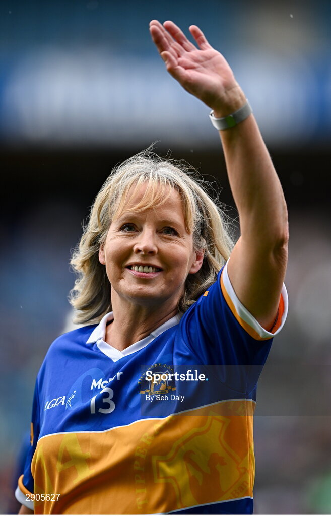 4 August 2024; Theresa Keane, representing her sister Cathy Keane of the Tipperary team of 1974, who won the first All-Ireland Ladies Senior Football Championship final, during the TG4 All-Ireland Ladies Football Intermediate Championship final match between Leitrim and Tyrone at Croke Park in Dublin. Photo by Seb Daly/Sportsfile