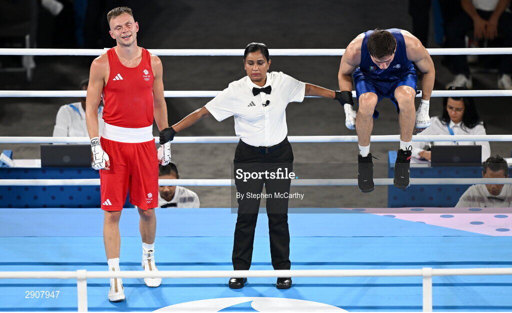 6 August 2024; Marco Alonso Verde Alvarez of Team Mexico celebrates defeating Lewis Richardson of Team Great Britain in their men's 71kg semi-final bout at Court Philippe-Chatrier in Roland Garros Stadium during the 2024 Paris Summer Olympic Games in Paris, France. Photo by Stephen McCarthy/Sportsfile