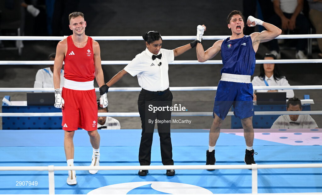 6 August 2024; Marco Alonso Verde Alvarez of Team Mexico celebrates defeating Lewis Richardson of Team Great Britain during their men's 71kg semi-final bout at Court Philippe-Chatrier in Roland Garros Stadium during the 2024 Paris Summer Olympic Games in Paris, France. Photo by Stephen McCarthy/Sportsfile