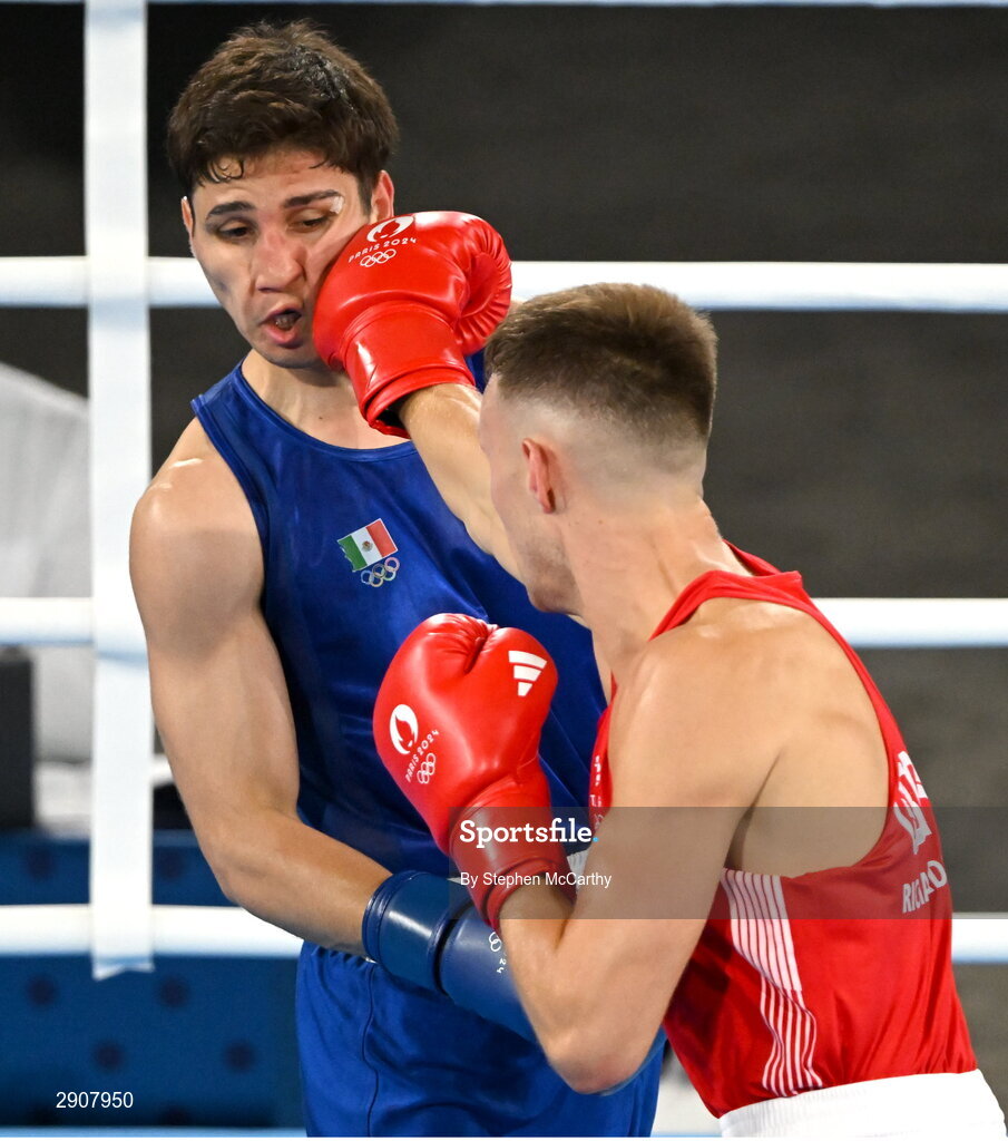 6 August 2024; Lewis Richardson of Team Great Britain and Marco Alonso Verde Alvarez of Team Mexico during their men's 71kg semi-final bout at Court Philippe-Chatrier in Roland Garros Stadium during the 2024 Paris Summer Olympic Games in Paris, France. Photo by Stephen McCarthy/Sportsfile