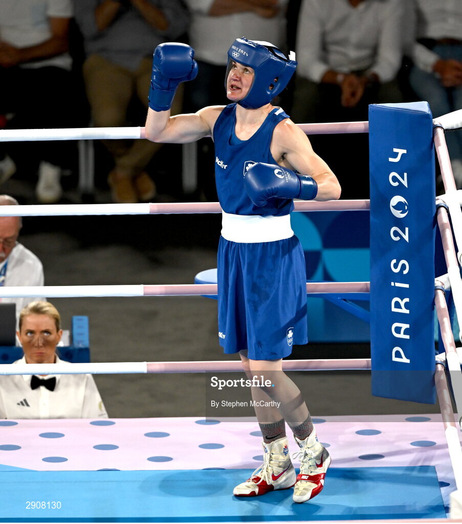 6 August 2024; Kellie Harrington of Team Ireland during her women's 60kg final bout against Wenlu Yang of Team People's Republic of China at Court Philippe-Chatrier in Roland Garros Stadium during the 2024 Paris Summer Olympic Games in Paris, France. Photo by Stephen McCarthy/Sportsfile