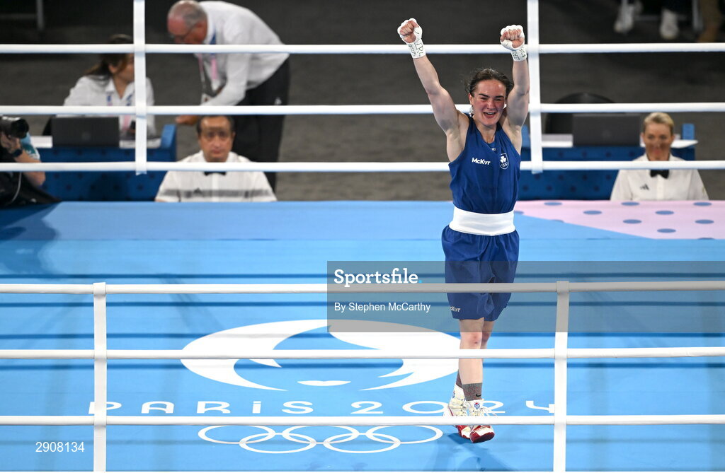 6 August 2024; Kellie Harrington of Team Ireland, celebrates after defeating Wenlu Yang of Team People's Republic of China after their women's 60kg final bout at Court Philippe-Chatrier in Roland Garros Stadium during the 2024 Paris Summer Olympic Games in Paris, France. Photo by Stephen McCarthy/Sportsfile