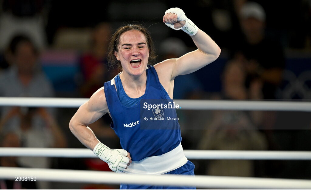 6 August 2024; Kellie Harrington of Team Ireland celebrates defeating Wenlu Yang of Team People's Republic of China in their women's 60kg final bout at Court Philippe-Chatrier in Roland Garros Stadium during the 2024 Paris Summer Olympic Games in Paris, France. Photo by Brendan Moran/Sportsfile