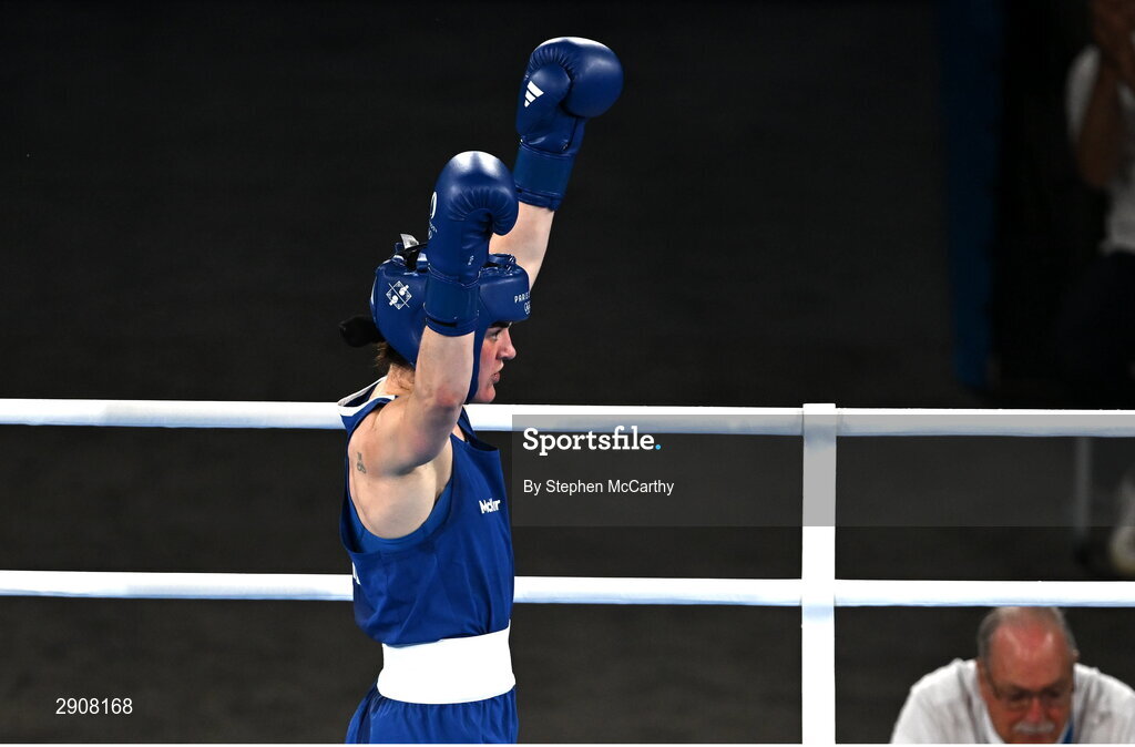 6 August 2024; Kellie Harrington of Team Ireland celebrates after her women's 60kg final bout against Wenlu Yang of Team People's Republic of China at Court Philippe-Chatrier in Roland Garros Stadium during the 2024 Paris Summer Olympic Games in Paris, France. Photo by Stephen McCarthy/Sportsfile
