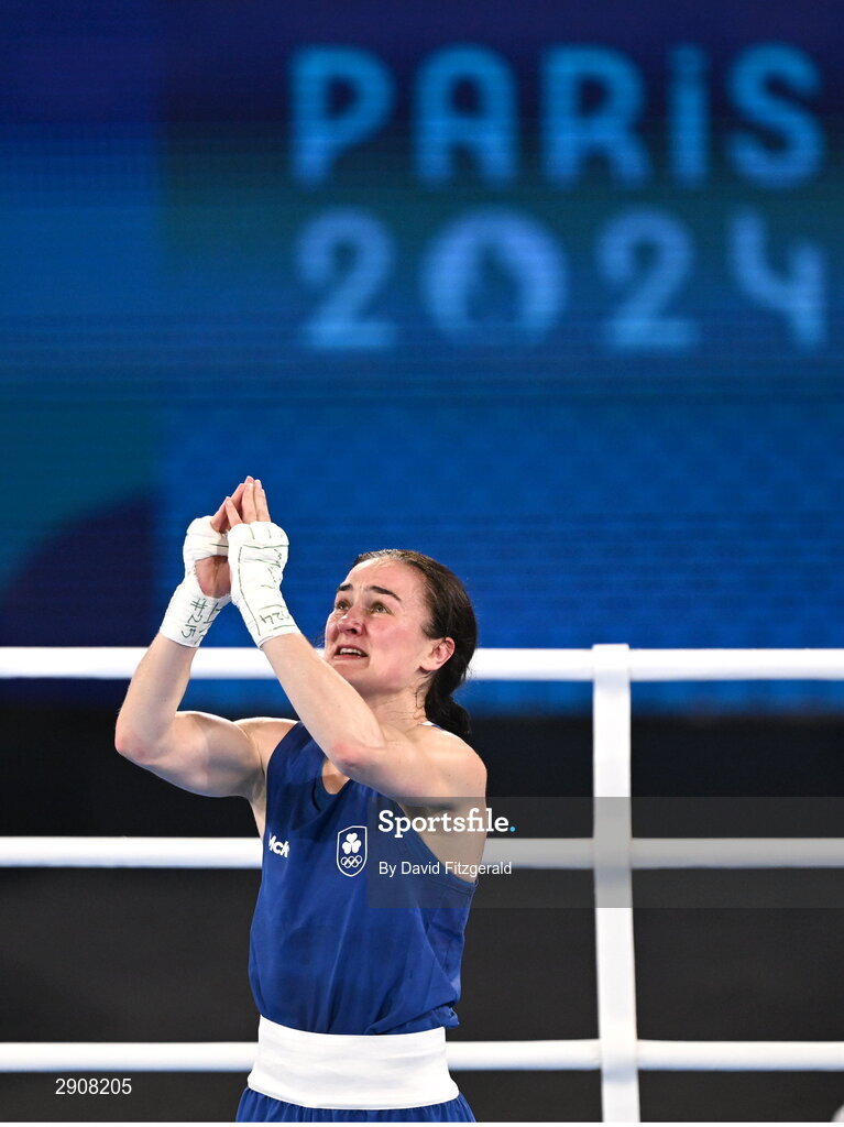 6 August 2024; Kellie Harrington of Team Ireland celebrates defeating Wenlu Yang of Team People's Republic of China in their women's 60kg final bout at Court Philippe-Chatrier in Roland Garros Stadium during the 2024 Paris Summer Olympic Games in Paris, France. Photo by David Fitzgerald/Sportsfile