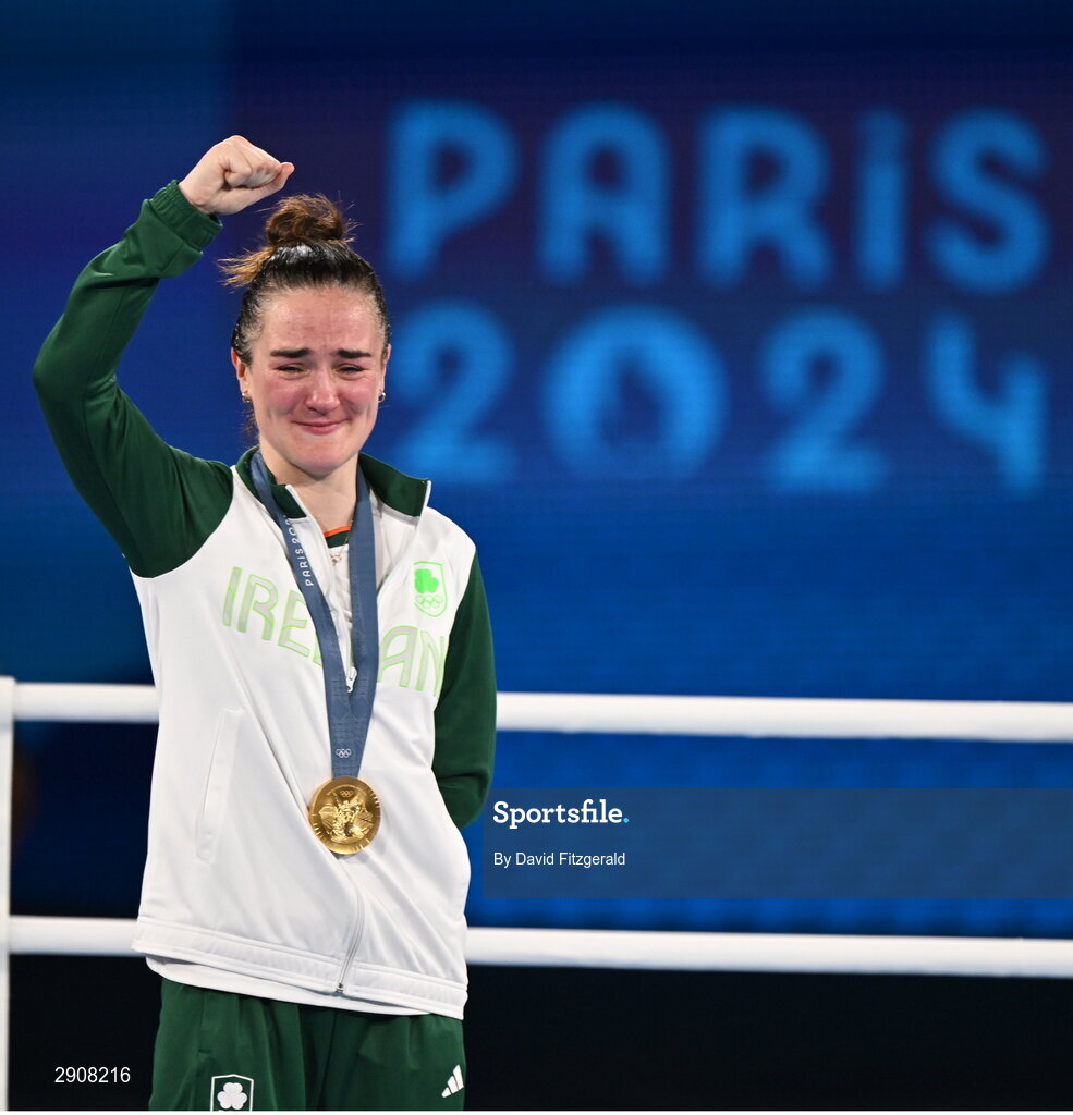 6 August 2024; Kellie Harrington of Team Ireland celebrates with her gold medal after defeating Wenlu Yang of Team People's Republic of China in their women's 60kg final bout  at Court Philippe-Chatrier in Roland Garros Stadium during the 2024 Paris Summer Olympic Games in Paris, France. Photo by David Fitzgerald/Sportsfile
