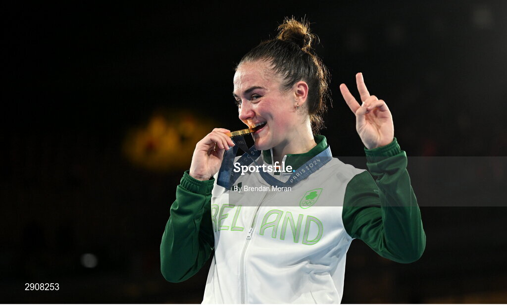 6 August 2024; Kellie Harrington of Team Ireland celebrates with her gold medal after defeating Wenlu Yang of Team People's Republic of China in their women's 60kg final bout  at Court Philippe-Chatrier in Roland Garros Stadium during the 2024 Paris Summer Olympic Games in Paris, France. Photo by Brendan Moran/Sportsfile