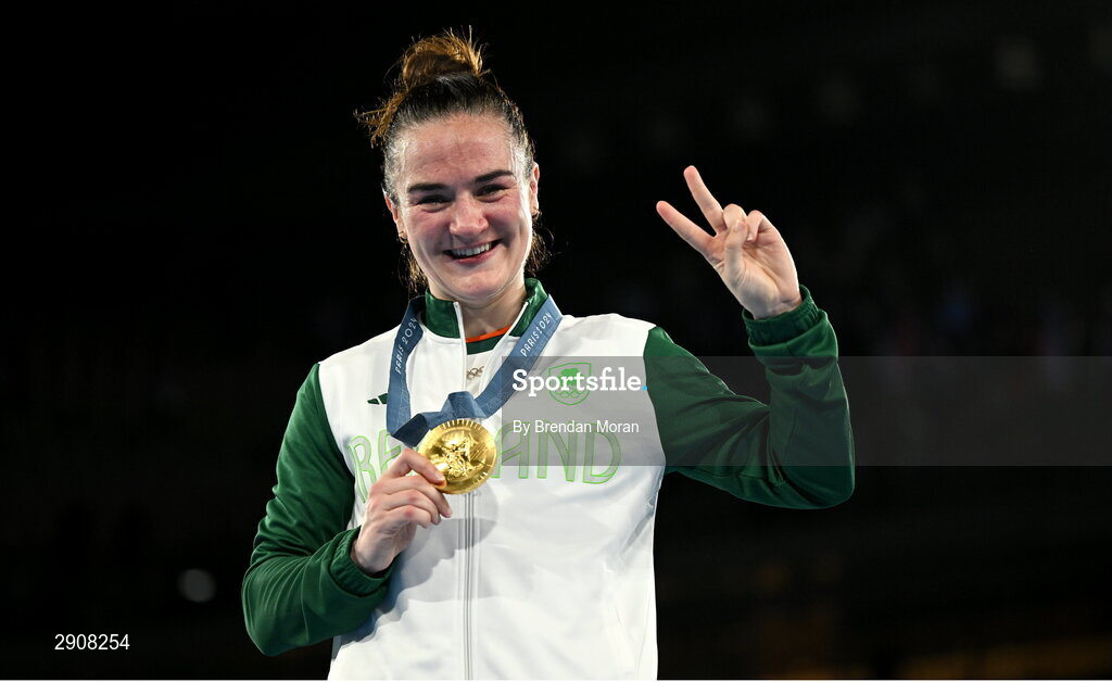 6 August 2024; Kellie Harrington of Team Ireland celebrates with her gold medal after defeating Wenlu Yang of Team People's Republic of China in their women's 60kg final bout  at Court Philippe-Chatrier in Roland Garros Stadium during the 2024 Paris Summer Olympic Games in Paris, France. Photo by Brendan Moran/Sportsfile