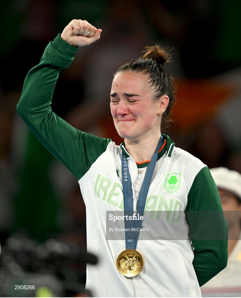 6 August 2024; Kellie Harrington of Team Ireland celebrates with her gold medal after defeating Wenlu Yang of Team People's Republic of China during their women's 60kg final bout at Court Philippe-Chatrier in Roland Garros Stadium during the 2024 Paris Summer Olympic Games in Paris, France. Photo by Stephen McCarthy/Sportsfile