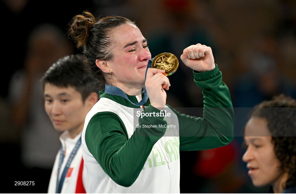 6 August 2024; Kellie Harrington of Team Ireland celebrates with her gold medal after defeating Wenlu Yang of Team People's Republic of China during their women's 60kg final bout at Court Philippe-Chatrier in Roland Garros Stadium during the 2024 Paris Summer Olympic Games in Paris, France. Photo by Stephen McCarthy/Sportsfile