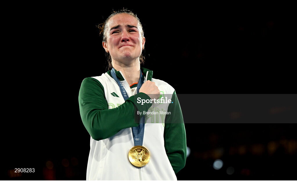 6 August 2024; Kellie Harrington of Team Ireland celebrates with her gold medal after defeating Wenlu Yang of Team People's Republic of China in their women's 60kg final bout  at Court Philippe-Chatrier in Roland Garros Stadium during the 2024 Paris Summer Olympic Games in Paris, France. Photo by Brendan Moran/Sportsfile