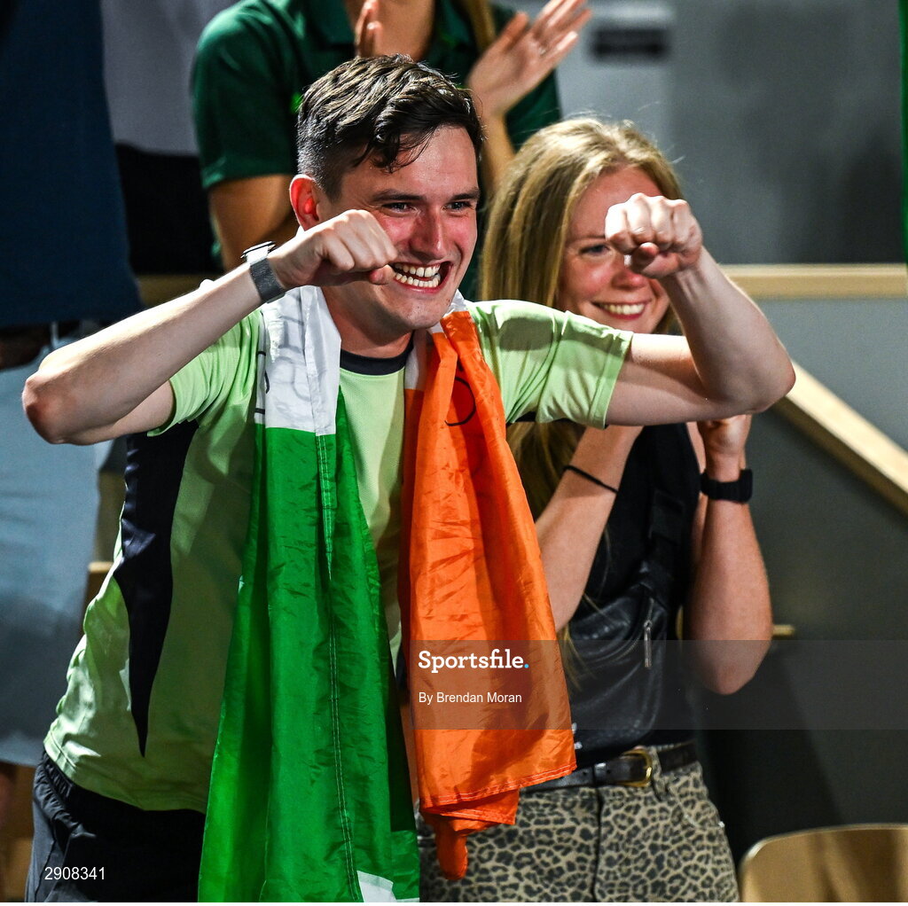 6 August 2024; Brother of Kellie Harrington of Team Ireland, Joel Harrington, and wife Mandy celebrate after her 60kg gold medal final bout at Court Philippe-Chatrier in Roland Garros Stadium during the 2024 Paris Summer Olympic Games in Paris, France. Photo by Brendan Moran/Sportsfile