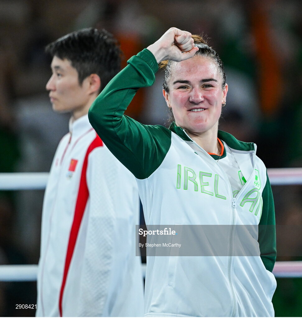 6 August 2024; Kellie Harrington of Team Ireland celebrates after defeating Wenlu Yang of Team People's Republic of China in their women's 60kg final bout at Court Philippe-Chatrier in Roland Garros Stadium during the 2024 Paris Summer Olympic Games in Paris, France. Photo by Stephen McCarthy/Sportsfile