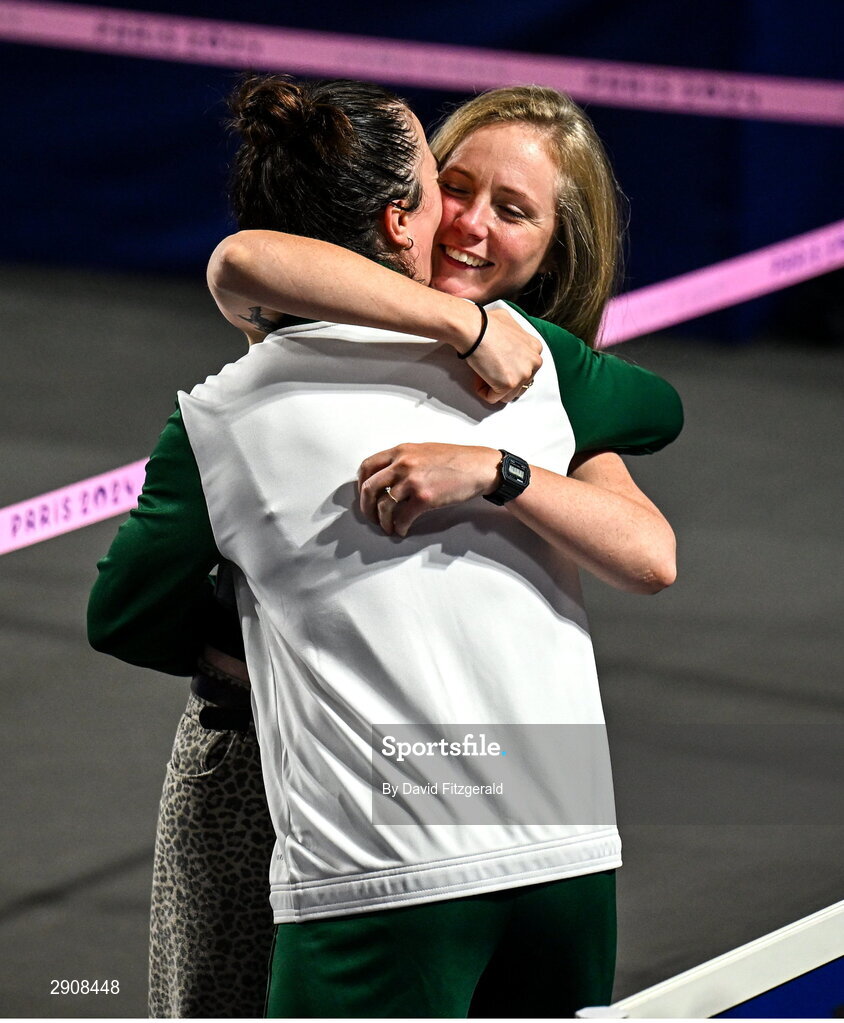 6 August 2024; Gold medalist Kellie Harrington of Team Ireland celebrates with her wife Mandy after defeating Wenlu Yang of Team People's Republic of China in their women's 60kg final bout at Court Philippe-Chatrier in Roland Garros Stadium during the 2024 Paris Summer Olympic Games in Paris, France. Photo by David Fitzgerald/Sportsfile