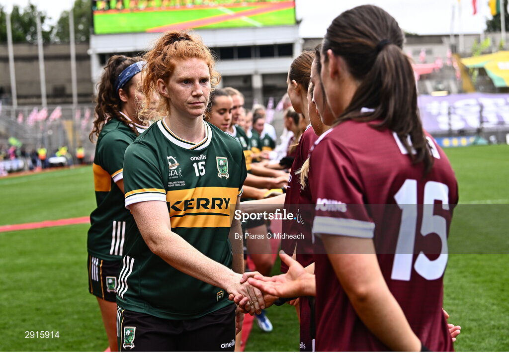 4 August 2024; Louise Ní Mhuircheartaigh of Kerry and Róisín Leonard of Galway shake hands before the TG4 All-Ireland Ladies Football Senior Championship final match between Galway and Kerry at Croke Park in Dublin. Photo by Piaras Ó Mídheach/Sportsfile