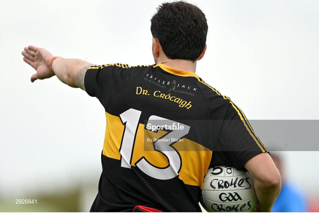 1 September 2024; Tony Brosnan of Dr Crokes organises his teammates before taking a free kick during the Kerry Senior Club Football Championship final between Dingle and Dr Crokes at Austin Stacks Park in Tralee, Kerry. Photo by Brendan Moran/Sportsfile