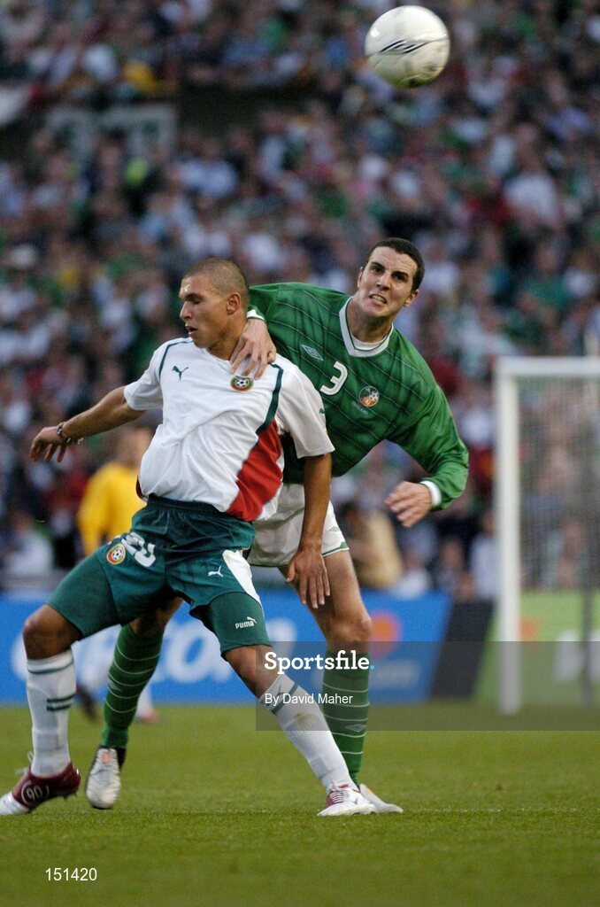 18 August 2004; John O'Shea, Republic of Ireland, in action against Valeri Bozhinov, Bulgaria. International Friendly, Republic of Ireland v Bulgaria, Lansdowne Road, Dublin. Picture credit; David Maher / SPORTSFILE