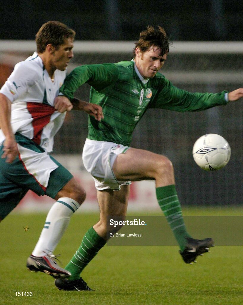 18 August 2004; Kevin Kilbane, Republic of Ireland, in action against Stillvan Petrov, Bulgaria. International Friendly, Republic of Ireland v Bulgaria, Lansdowne Road, Dublin. Picture credit; Brian Lawless / SPORTSFILE