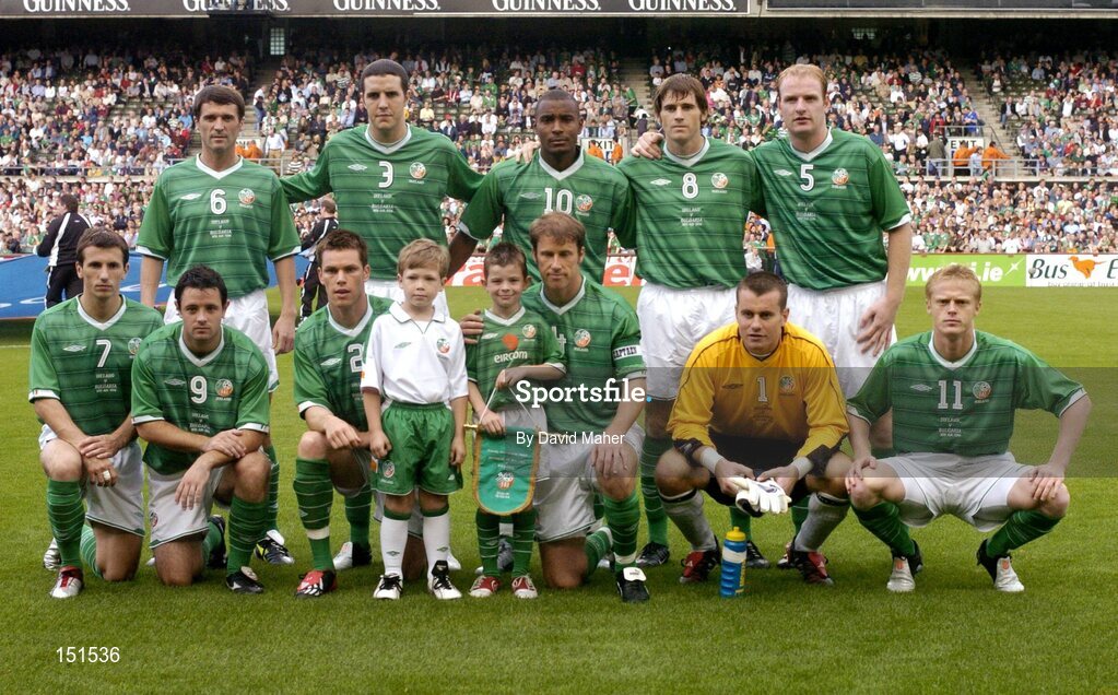 18 August 2004; The Republic of Ireland team, back row l to r, Roy Keane, John O'Shea, Clinton Morrison, Kevin Kilbane, and Gary Doherty. Front row, l to r, Liam Miller, Andy Reid, Steve Finnan, Kenny Cunningham, Shay Given and Damien Duff. International Friendly, Republic of Ireland v Bulgaria, Lansdowne Road, Dublin. Picture credit; David Maher / SPORTSFILE
