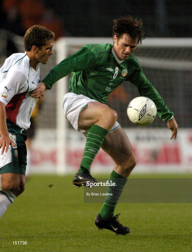 18 August 2004; Kevin Kilbane, Republic of Ireland, in action against Stilivan Petrov, Bulgaria. International Friendly, Republic of Ireland v Bulgaria, Lansdowne Road, Dublin. Picture credit; Brian Lawless / SPORTSFILE