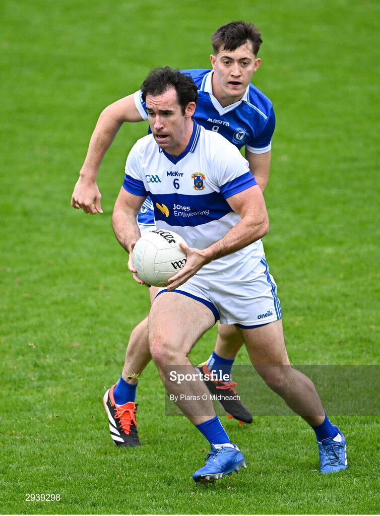 8 September 2024; Darragh Cummins of St Vincent's in action against Killian McGinnis of Skerries Harps during the Dublin County Senior 1 Club Football Championship Group 4 match between Skerries Harps and St Vincent's at Parnell Park in Dublin. Photo by Piaras Ó Mídheach/Sportsfile