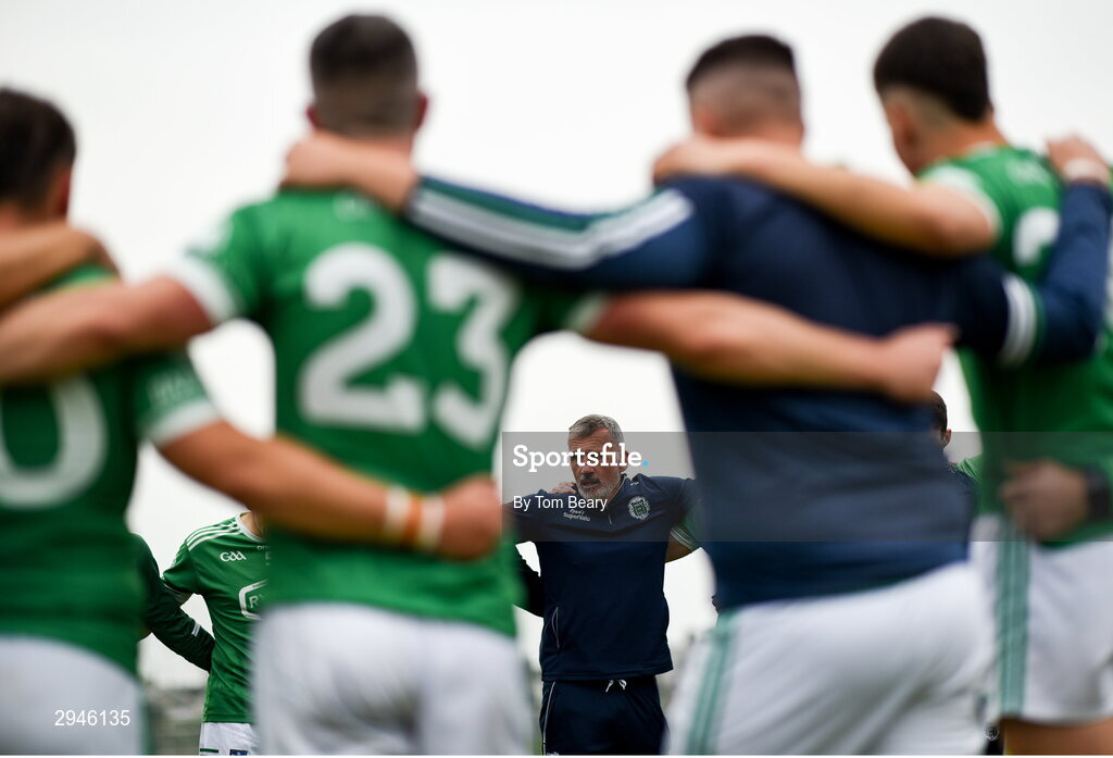 22 September 2024; Kilmallock manager Peter Queally speaks to his players after the Limerick County Senior Club Hurling Championship Group 1 match between Patrickswell and Kilmallock at Mick Neville Park in Rathkeale, Limerick. Photo by Tom Beary/Sportsfile