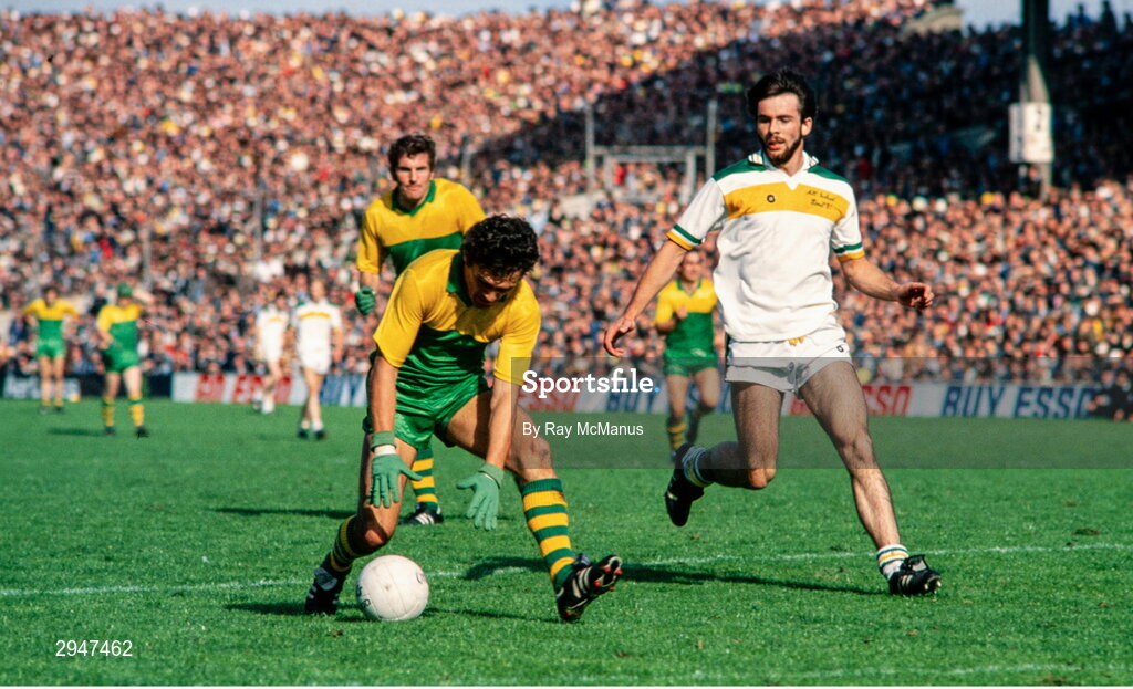 20 September 1981; Ger Power of Kerry in action against Liam Currams of Offaly during the All-Ireland Senior Football Championship Final match between Kerry and Offaly at Croke Park in Dublin. Photo by Ray McManus/Sportsfile