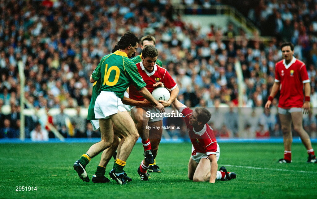 16 September 1990; Barry Coffey, centre, and Larry Tompkins of Cork in action against David Beggy of Meath during the All-Ireland Senior Football Championship final between Cork and Meath at Croke Park in Dublin. Photo by Ray McManus/Sportsfile