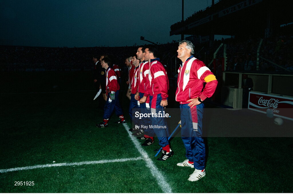16 September 1990; Cork manager Billy Morgan, right, watches the final moments of the All-Ireland Senior Football Championship final between Cork and Meath at Croke Park in Dublin. Photo by Ray McManus/Sportsfile