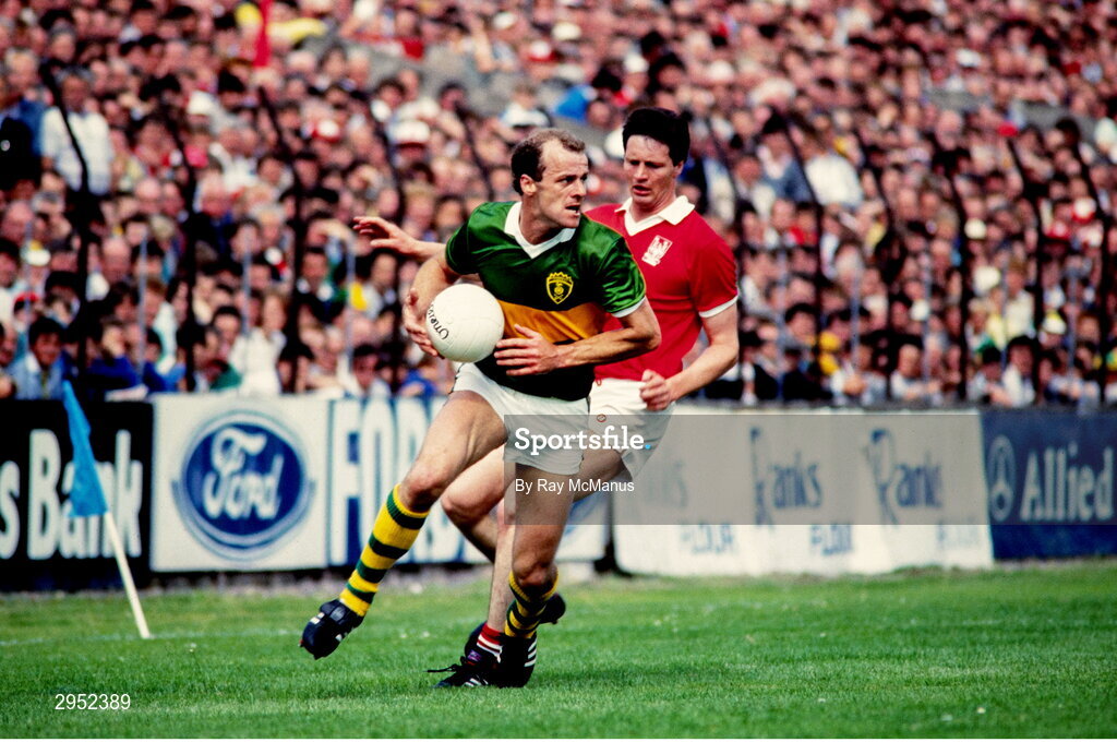 21 July 1985; Jack O'Shea of Kerry in actionst Shea Fahy of Cork during the Munster Senior Football Championship Final match between Kerry and Cork at Fitzgerald Stadium in Killarney, Kerry. Photo by Ray McManus/Sportsfile