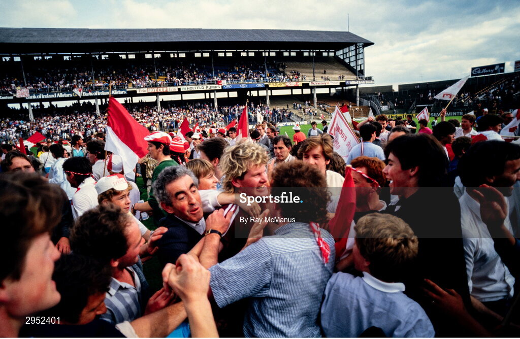 17 August 1986; Plunkett Donaghy of Tyrone, wearing a Galway jersey, celebrates with supporters after the All-Ireland Senior Football Championship Semi-Final match between Tyrone and Galway at Croke Park in Dublin. Photo by Ray McManus/Sportsfile