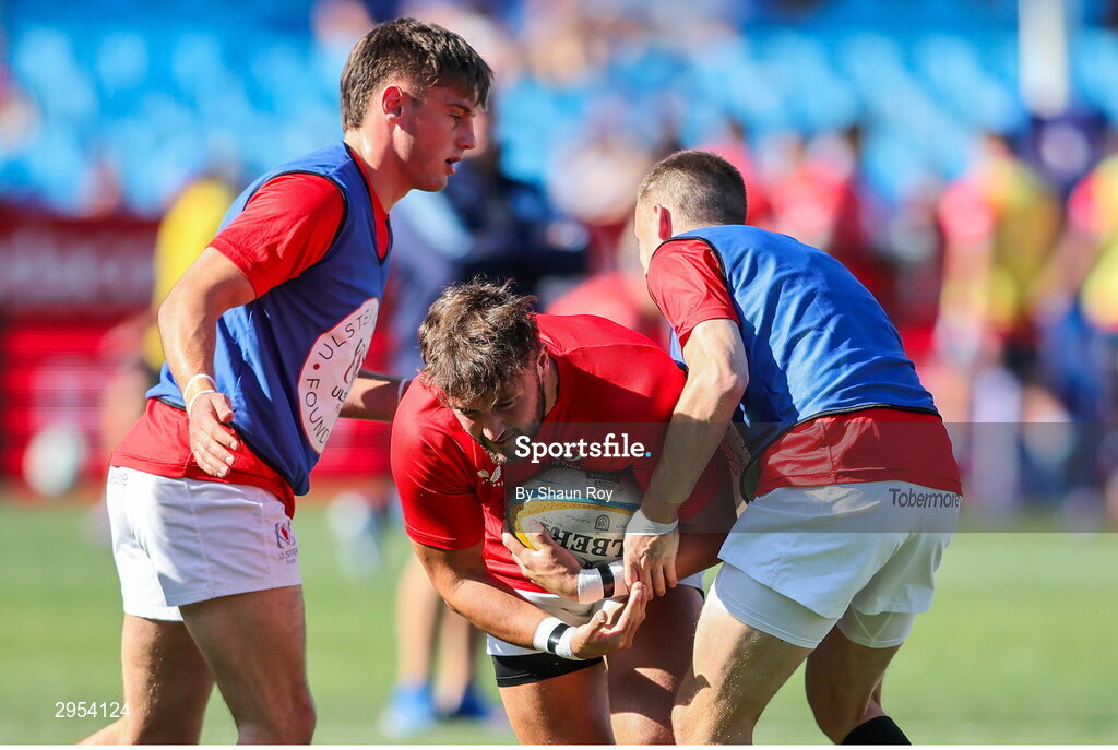 5 October 2024; Ulster players warm up before the United Rugby Championship match between Vodacom Bulls and Ulster at Loftus Versfeld Stadium in Pretoria, South Africa. Photo by Shaun Roy/Sportsfile