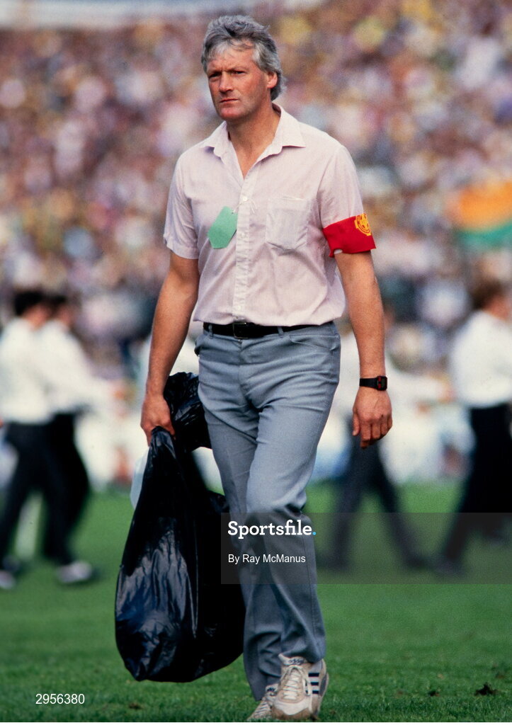 20 September 1987; Cork manager Billy Morgan at half-time during the All-Ireland Senior Football Championship Final match between Meath and Cork at Croke Park in Dublin. Photo by Ray McManus/Sportsfile