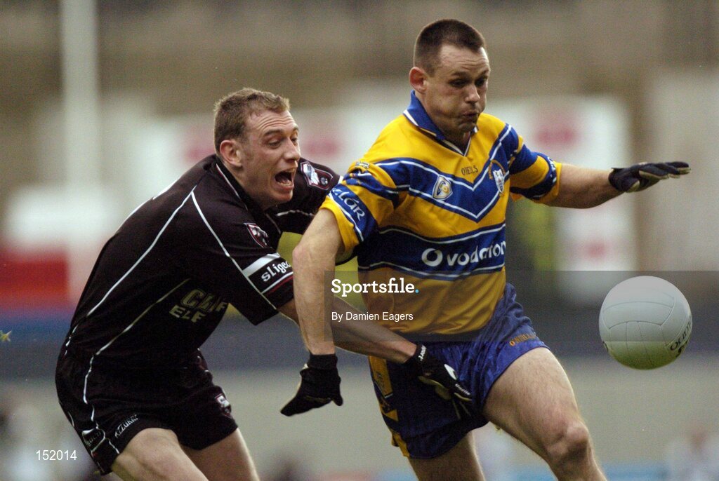 22 August 2004; Odran O'Dwyer, Clare, in action against Noel McGuire, Sligo. Tommy Murphy Cup Final, Clare v Sligo, Croke Park, Dublin. Picture credit; Damien Eagers / SPORTSFILE