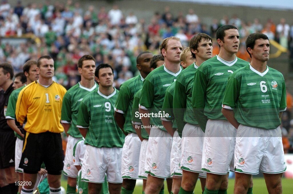 18 August 2004;  Republic of Ireland team line up for the national anthem before the start of the game. International Friendly, Republic of Ireland v Bulgaria, Lansdowne Road, Dublin. Picture credit; David Maher / SPORTSFILE