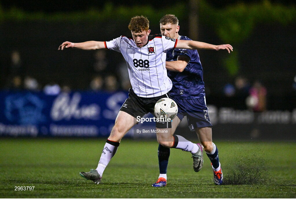 18 October 2024; Sean Keogh of Dundalk in action against Ronan Boyce of Derry City during the SSE Airtricity Men's Premier Division match between Dundalk and Derry City at Oriel Park in Dundalk, Louth. Photo by Ben McShane/Sportsfile