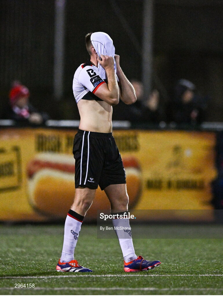 18 October 2024; Hayden Cann of Dundalk reacts at the final whistle of the SSE Airtricity Men's Premier Division match between Dundalk and Derry City at Oriel Park in Dundalk, Louth. Photo by Ben McShane/Sportsfile
