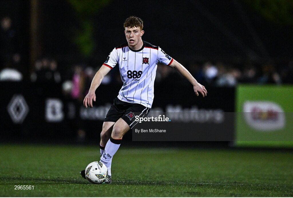 18 October 2024; Sean Keogh of Dundalk during the SSE Airtricity Men's Premier Division match between Dundalk and Derry City at Oriel Park in Dundalk, Louth. Photo by Ben McShane/Sportsfile