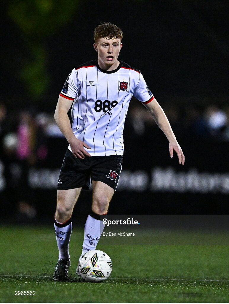 18 October 2024; Sean Keogh of Dundalk during the SSE Airtricity Men's Premier Division match between Dundalk and Derry City at Oriel Park in Dundalk, Louth. Photo by Ben McShane/Sportsfile
