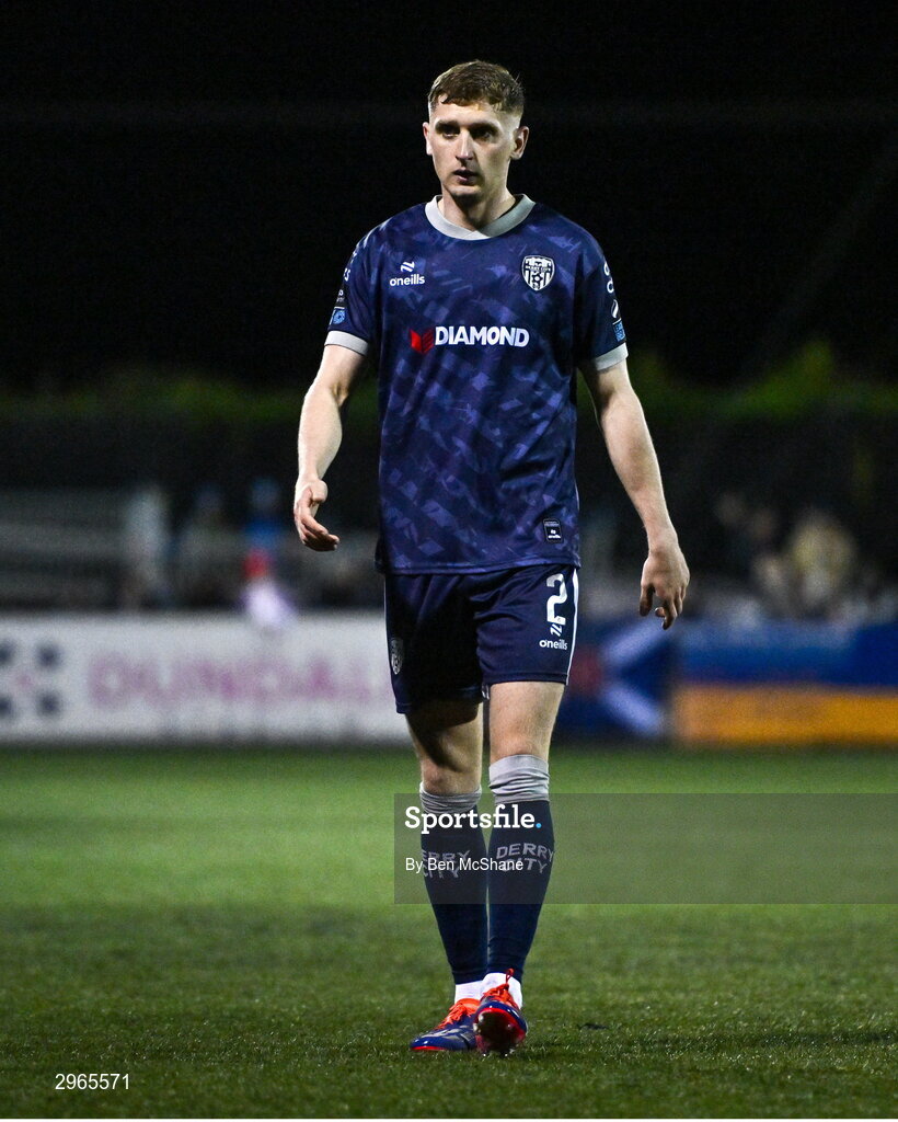 18 October 2024; Ronan Boyce of Derry City during the SSE Airtricity Men's Premier Division match between Dundalk and Derry City at Oriel Park in Dundalk, Louth. Photo by Ben McShane/Sportsfile