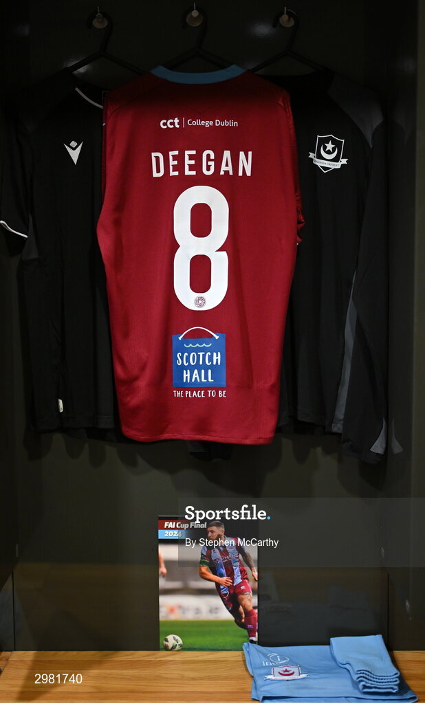 10 November 2024; The jersey's of Gary Deegan hang in the Drogheda United dressing room before the Sports Direct Men's FAI Cup Final match between Drogheda United and Derry City at the Aviva Stadium in Dublin. Photo by Stephen McCarthy/Sportsfile
