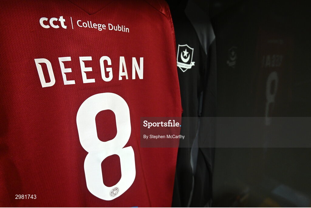 10 November 2024; The jersey of Gary Deegan hangs in the Drogheda United dressing room before the Sports Direct Men's FAI Cup Final match between Drogheda United and Derry City at the Aviva Stadium in Dublin. Photo by Stephen McCarthy/Sportsfile