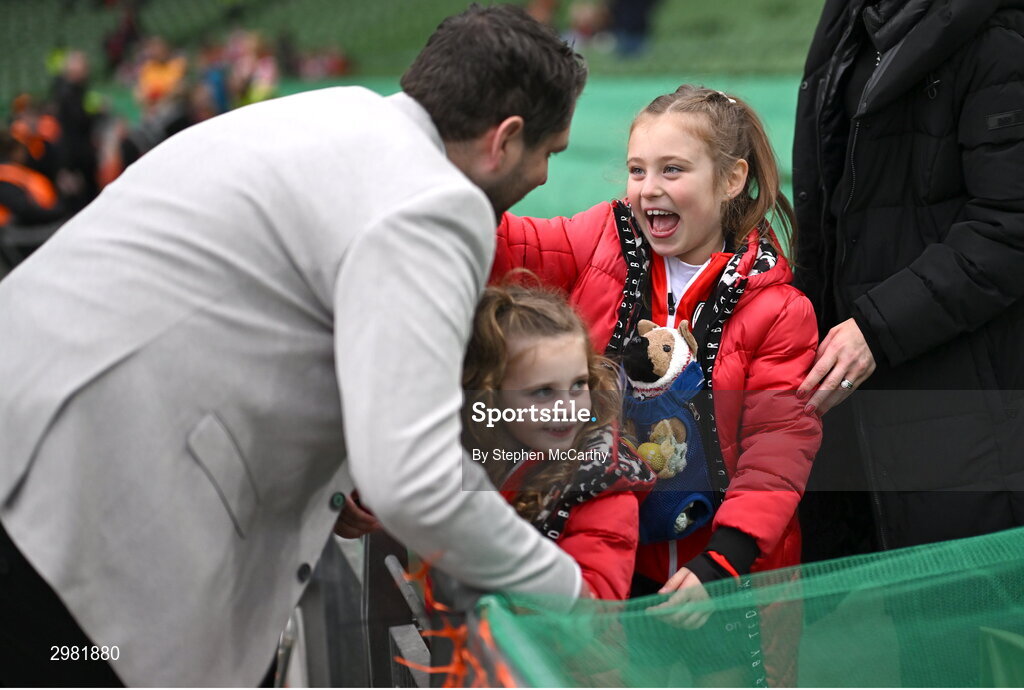 10 November 2024; Derry City manager Ruaidhrí Higgins meets his family before the Sports Direct Men's FAI Cup Final match between Drogheda United and Derry City at the Aviva Stadium in Dublin. Photo by Stephen McCarthy/Sportsfile